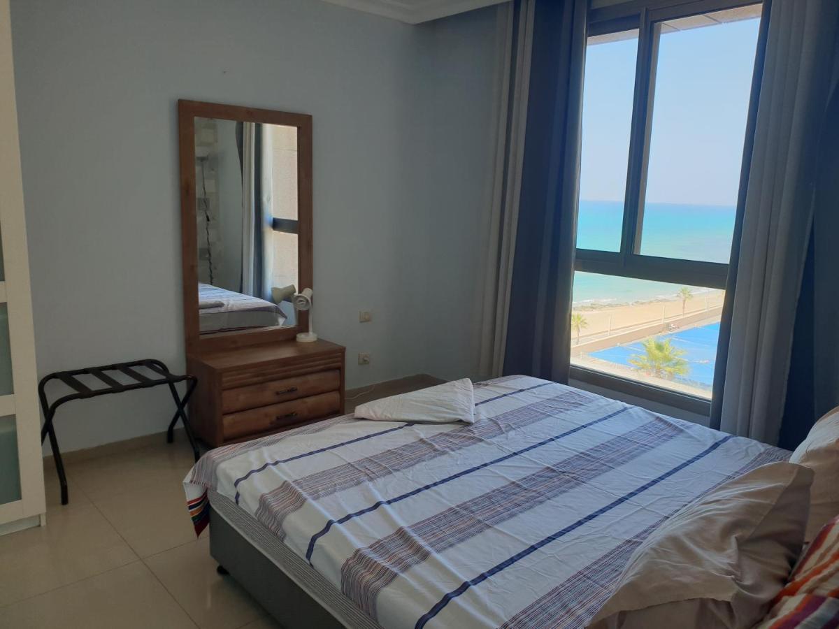 Beach Apartments Хайфа Экстерьер фото